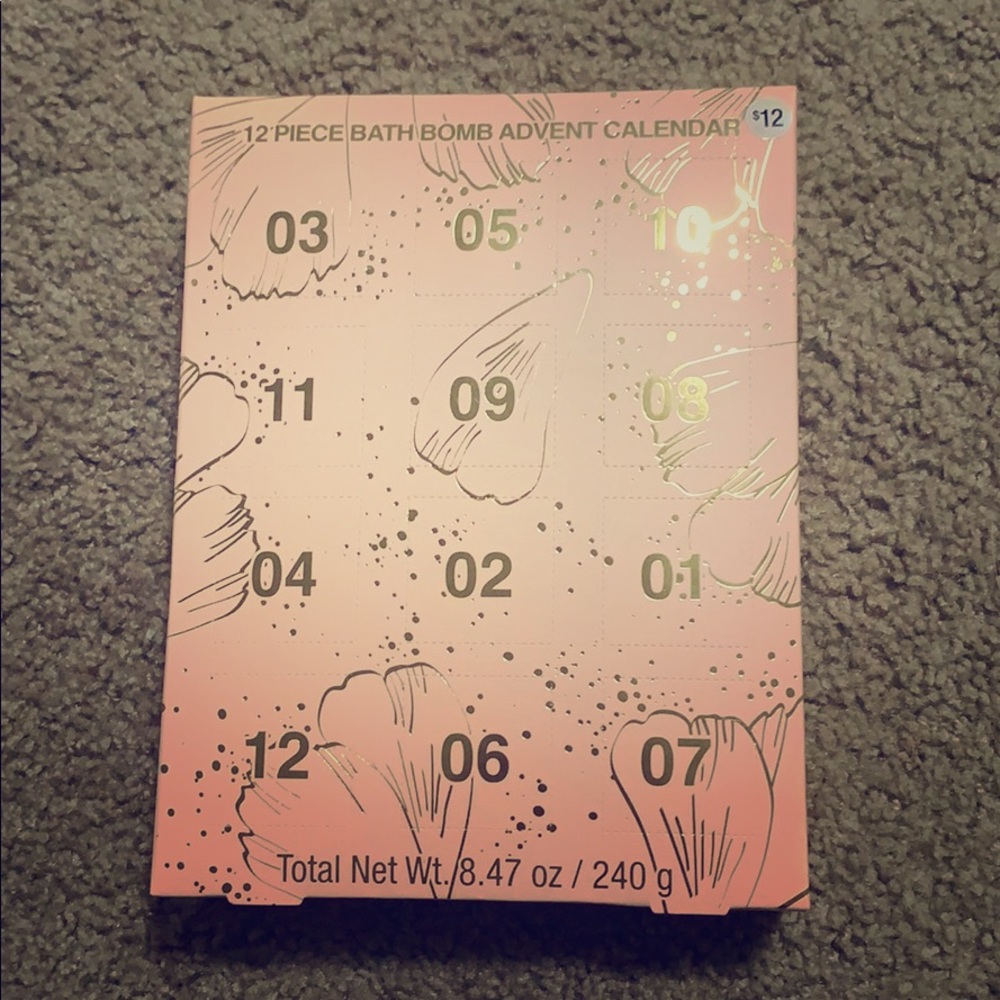 🔥12 piece bath bomb advent calendar